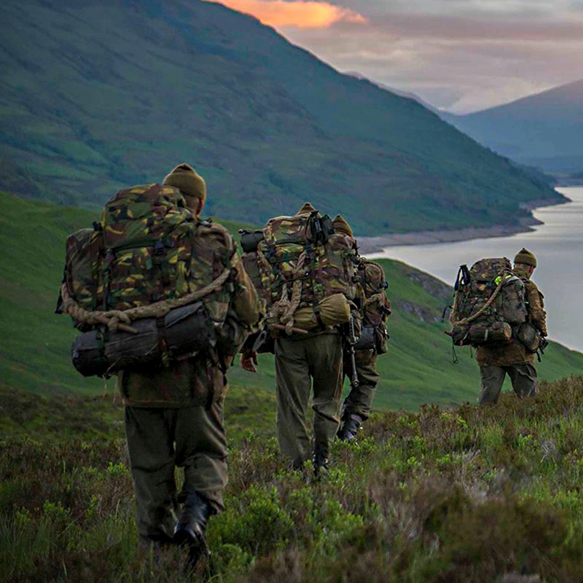 Commando's met mutsdas