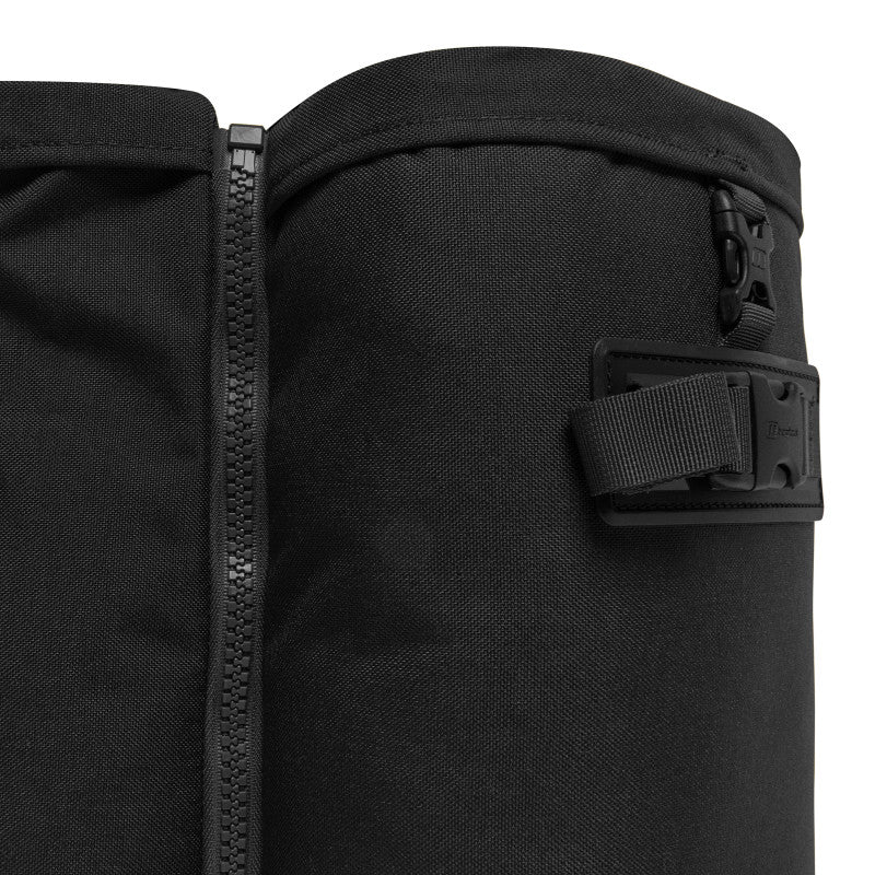 Berghaus 2x10 liter Pockets ingezoomd ritssluiting
